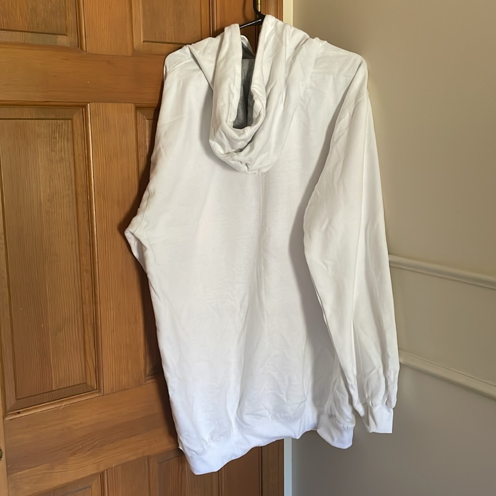 Champion Essential White Pullover - image 2